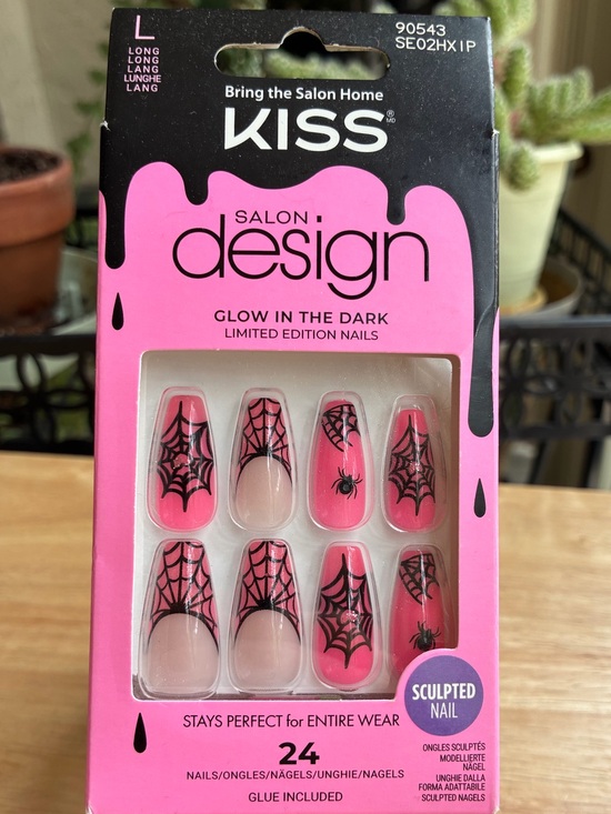 Kiss Other - KISS Salon Design Glow in Dark Limited Edition Spiderweb Press-On Nails L (24ct)